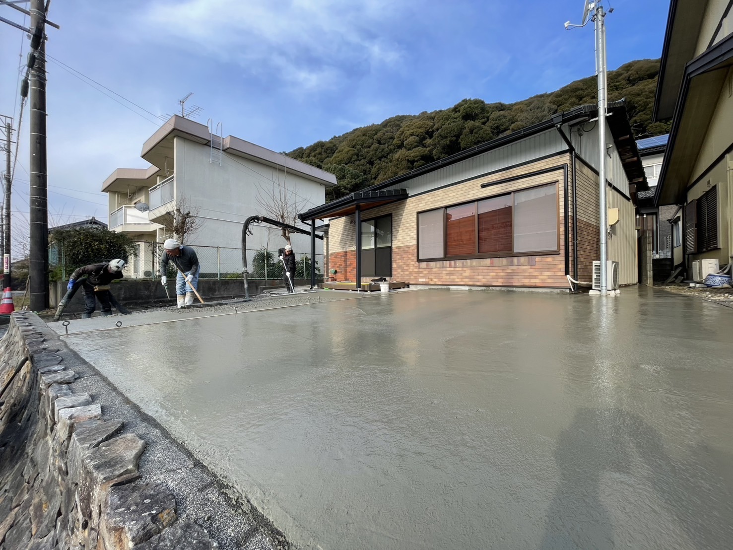 土間